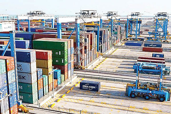 تجارت غیرنفتی کشور در تیرماه به ۹ میلیارد دلار رسید/ رشد ۲۴ درصدی صادرات
