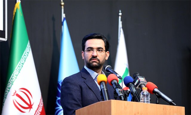 واکنش آذری جهرمی به اظهارات کاندیداها درباره رفع فیلتر توییتر