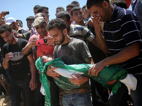 ۴۸ شهید و ۳۰۴ زخمی در حملات رژیم اشغالگر به غزه/ وزارت بهداشت: ۴۳ درصد قربانیان زن و کودک هستند