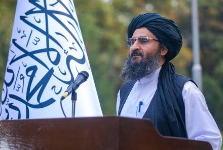 طالبان از کشورهای جهان خواست سفارت‌هایشان را در کابل بازگشایی کنند