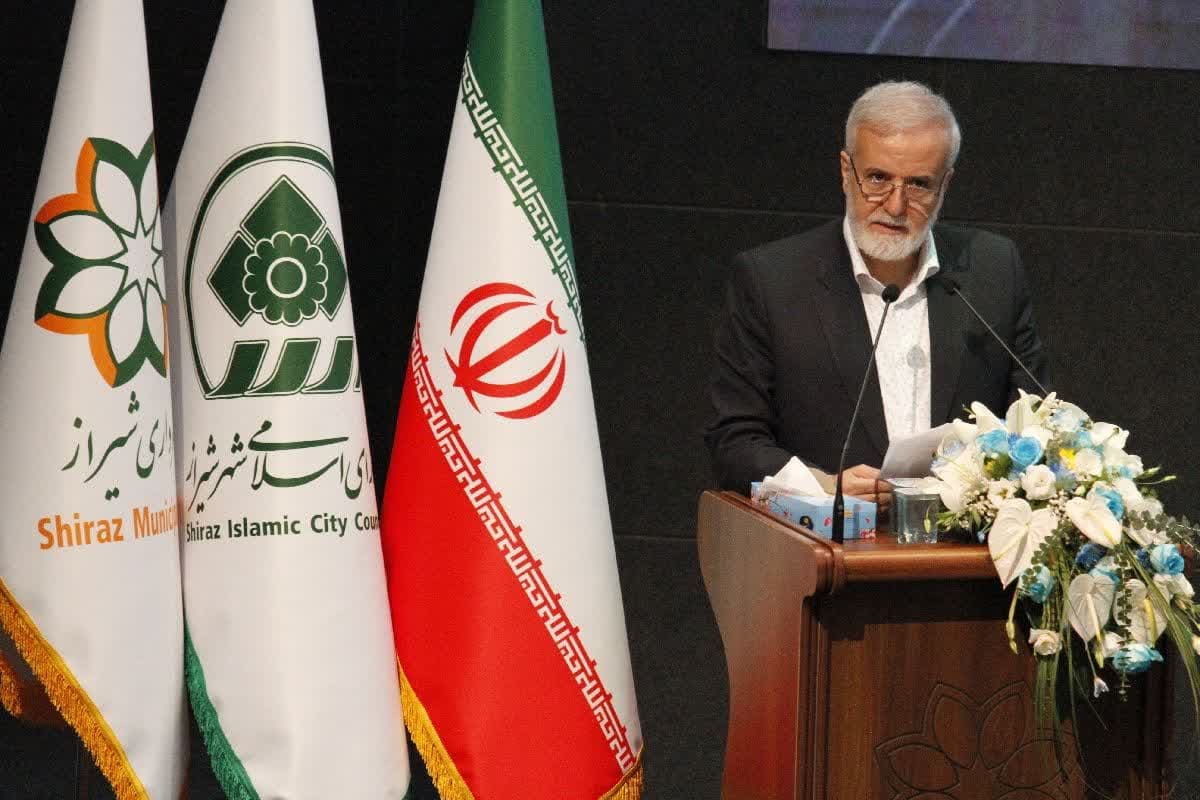 چهل و دومین گام جهش عمرانی کلان شهر شیراز با اعتبار ۲۰ هزار میلیارد تومان آغاز شد