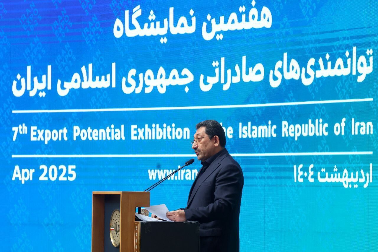 اتابک: ارزش صادرات غیرنفتی ایران پارسال به حدود ۵۸ میلیارد دلار رسید