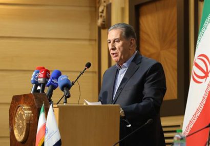 مجمع تشخیص مصلحت نظام با تصویب CFT زمینه را برای خروج کامل ایران از لیست سیاه FATF فراهم کند | ضرورت تجدیدنظر در شکل مدیریت بنادر و گمرکات کشور