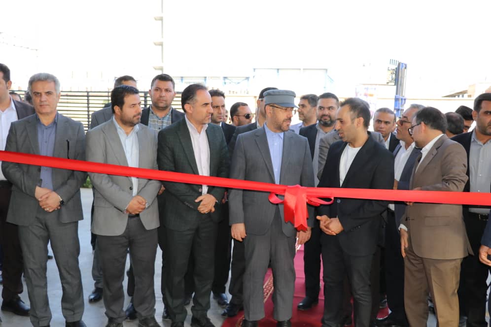 ۱۰ طرح صنعتی و زیرساختی در شهرک صنعتی شیراز افتتاح شد